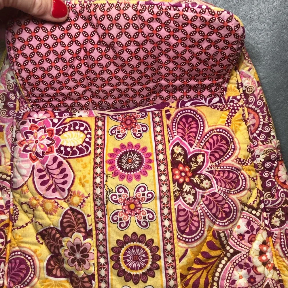 VERA BRADLEY BALI GOLD SMALL BACKPACK, PREOWNED CONDITION - Picture 7 of 16